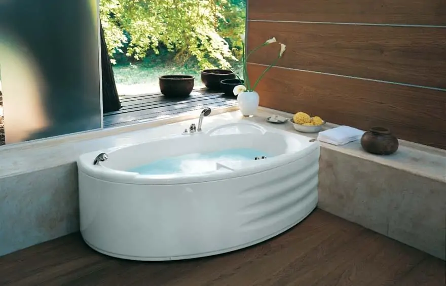 Гидромассажная ванна "Jacuzzi Aulica"